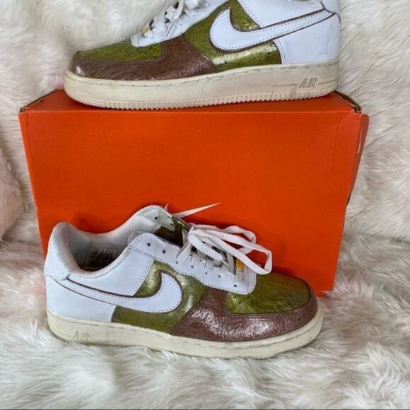 Nike Metallic Sneakers 306353 112 - Picture 6 of 9